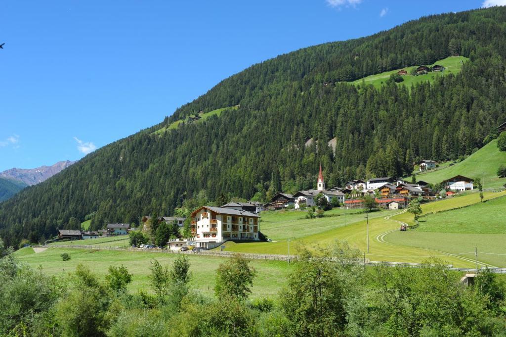 Hotel Ortler Ultimo Luaran gambar